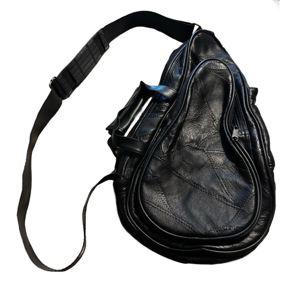 Comfort Carry-All Crossbody Sling Black Patchwork Shoulder Bag Ergo Unisex - Picture 1 of 5